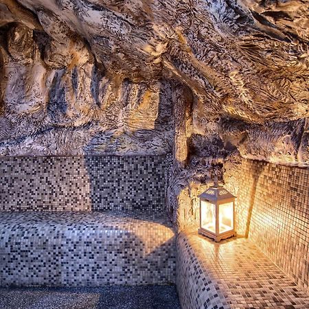 Penzion Zbojnicky Halas Tisovec Exterior foto