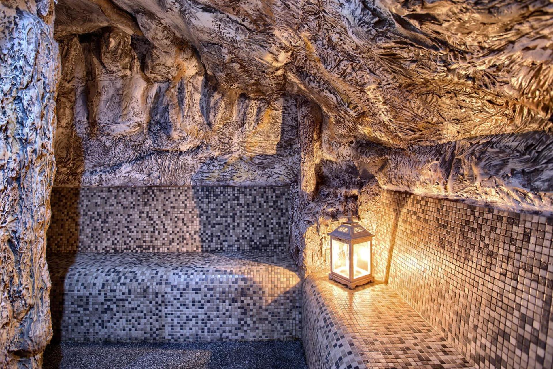 Penzion Zbojnicky Halas Tisovec Exterior foto