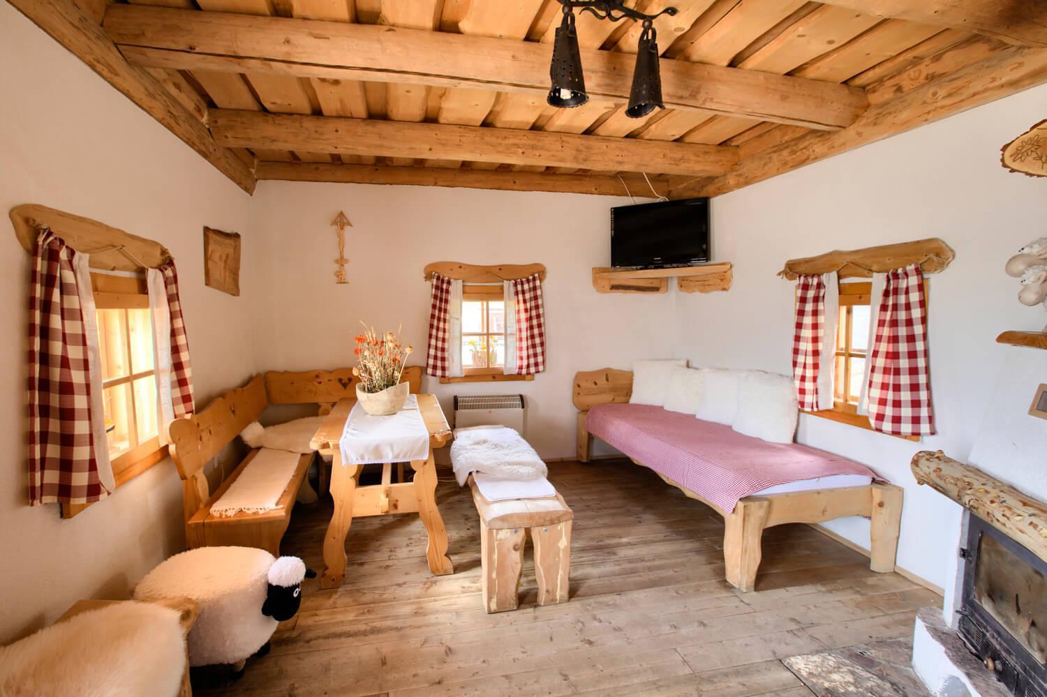 Penzion Zbojnicky Halas Tisovec Exterior foto