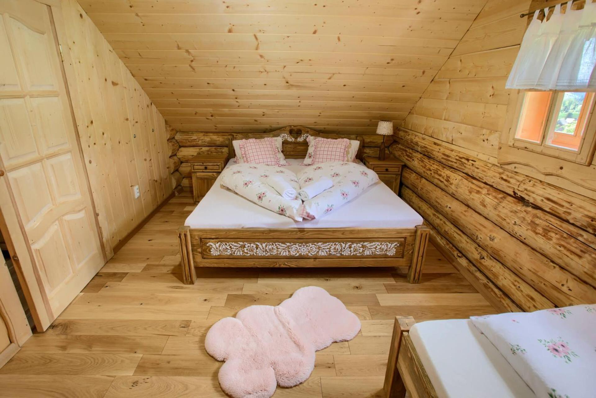 Penzion Zbojnicky Halas Tisovec Exterior foto