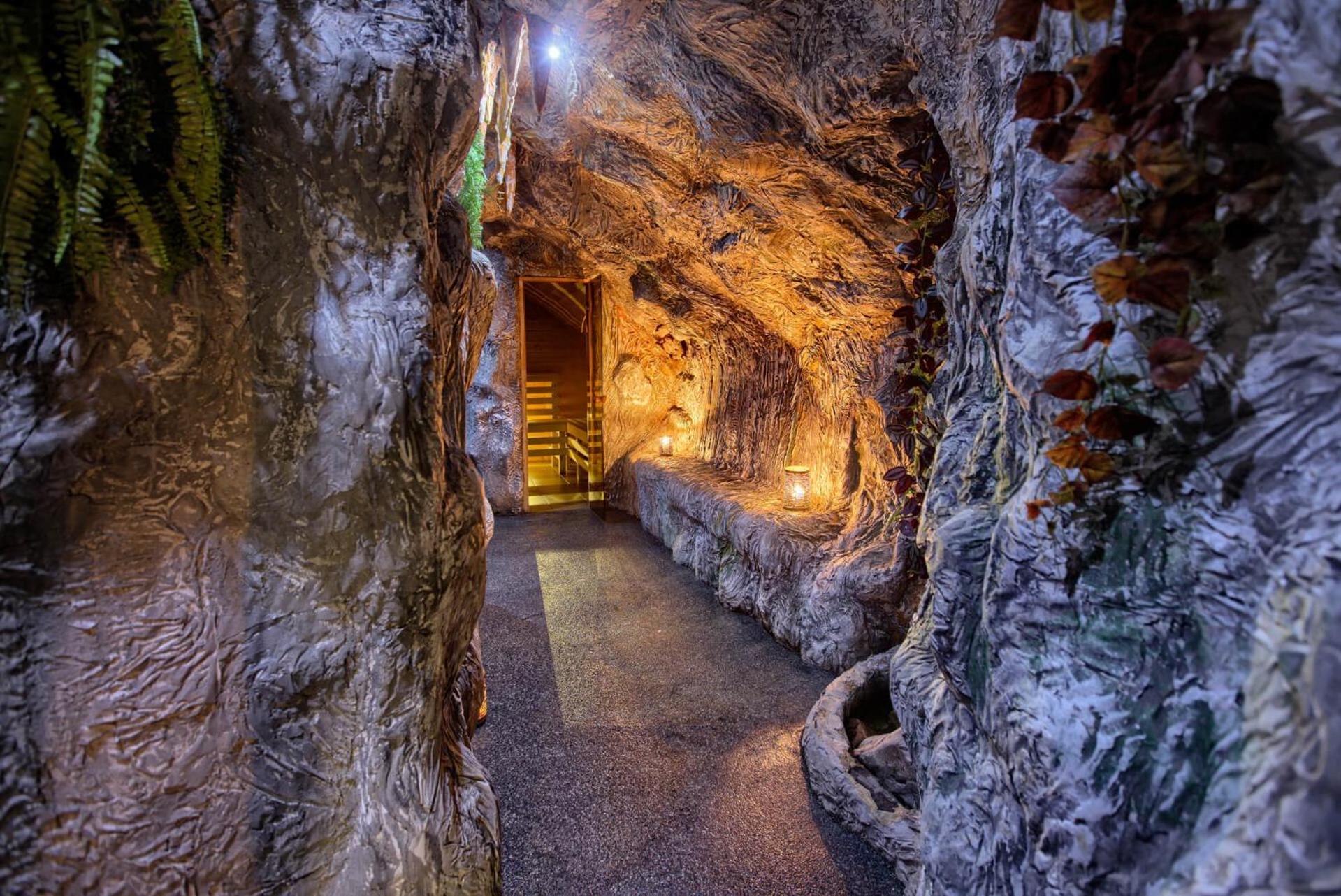 Penzion Zbojnicky Halas Tisovec Exterior foto